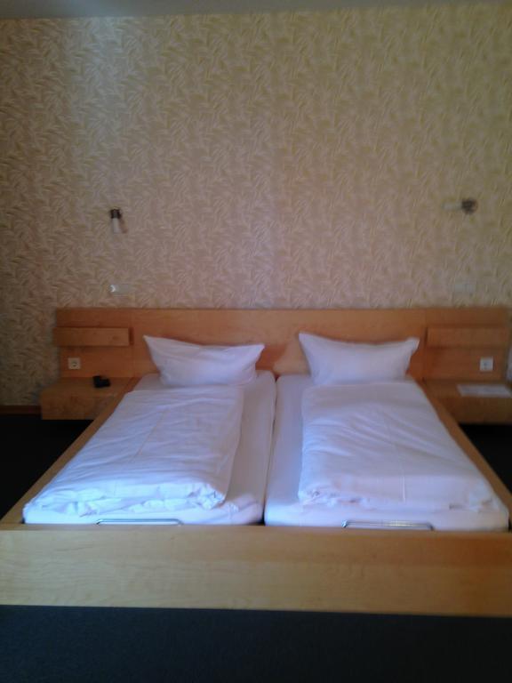 Hotel Oldenburger Hof Birkenfeld  Экстерьер фото