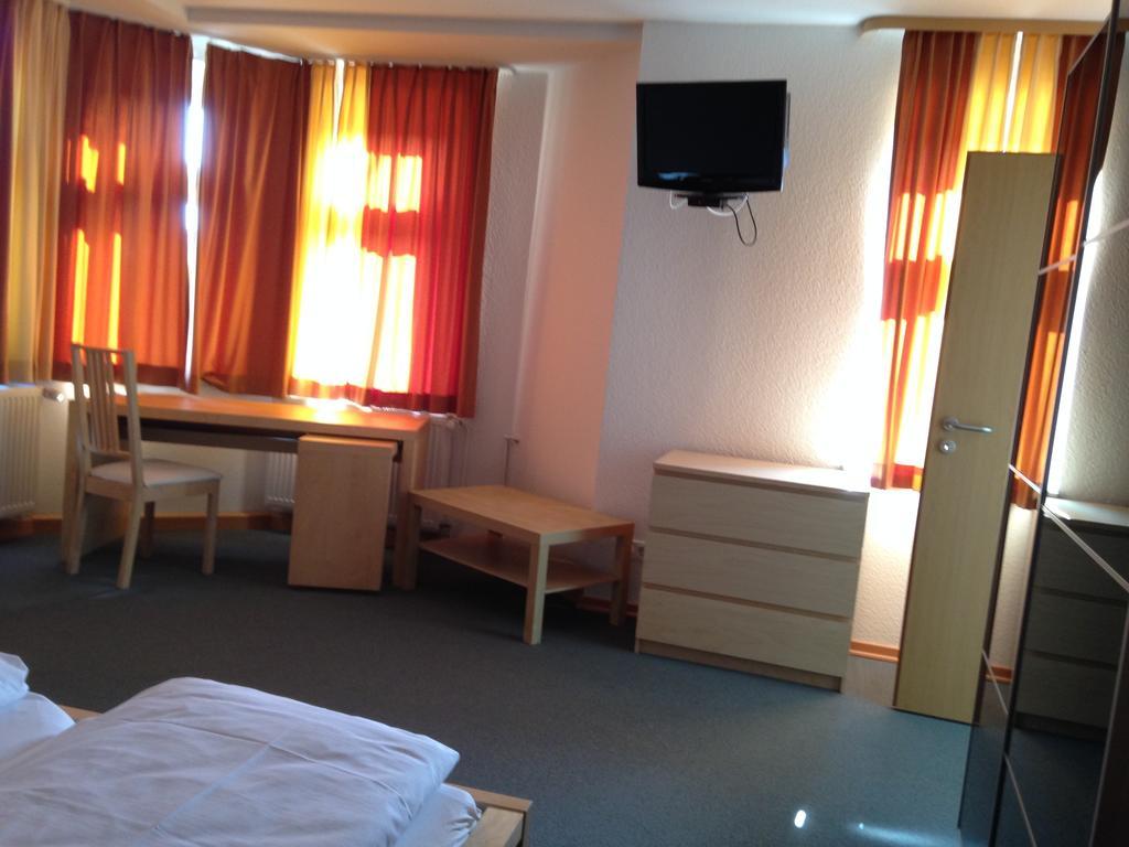 Hotel Oldenburger Hof Birkenfeld  Экстерьер фото