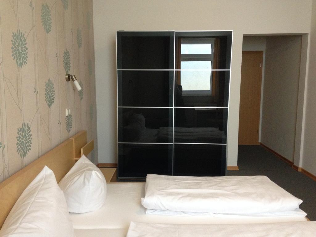 Hotel Oldenburger Hof Birkenfeld  Экстерьер фото